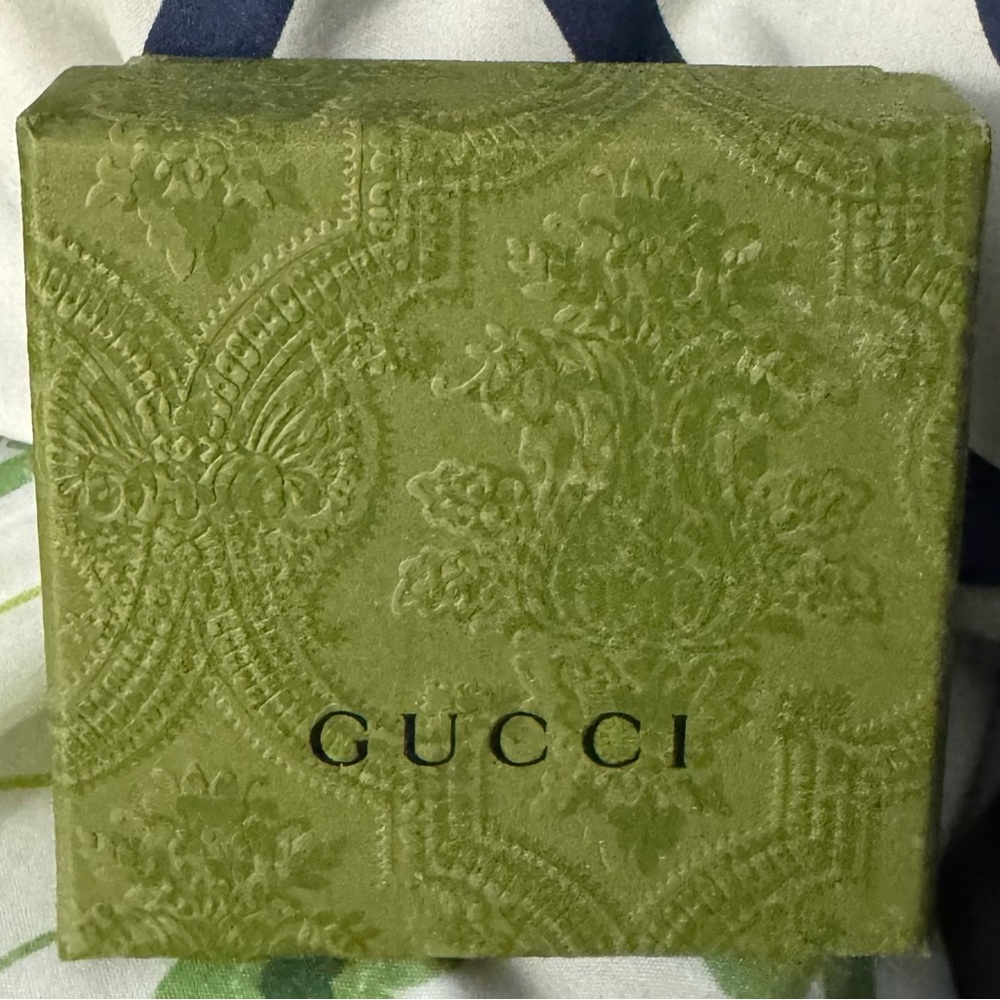 GUCCI Logo Sterling Silver Charm Bracelet Heart Square Circle Butterfly NEW - Picture 3 of 3
